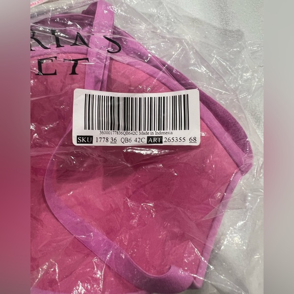 PINK VS Victoria Secret bra pink t-shirt wear everywhere lightly lined 42C - Picture 8 of 8